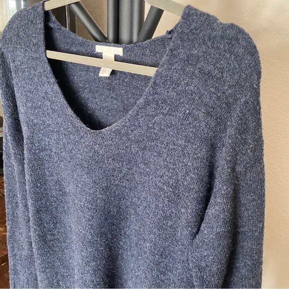 H&M Blue Knit Sweater - Picture 2 of 5